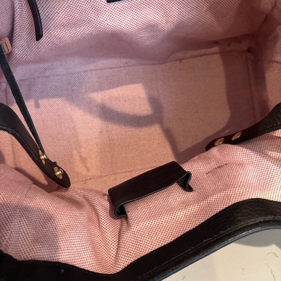 Dooney & Bourke - Picture 12 of 13